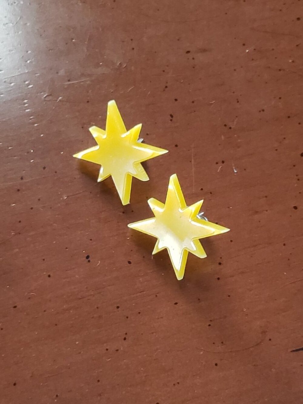 Captain Marvel symbol stud earrings